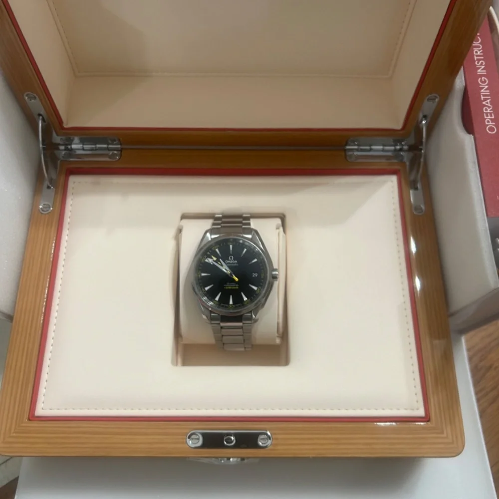 Omega Seamaster Aqua Terra 15,000 Gauss - Picture 3 of 7